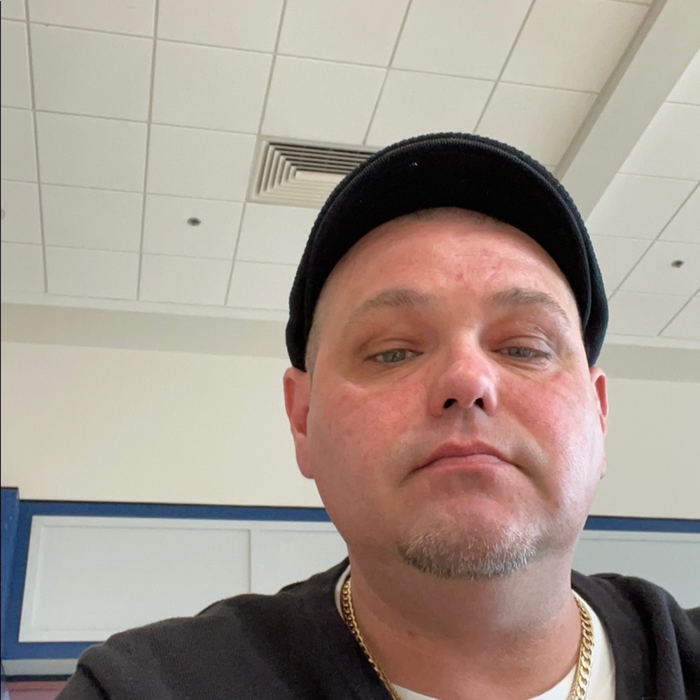 Meet your Posher, Kenneth